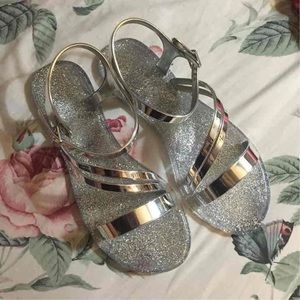 ✨HP✨ Bamboo Silver Glitter Jelly Sandals